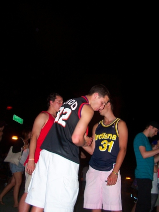 Illustration for article titled Look At These Fucking Hoopsters At Lollapalooza: Part Two